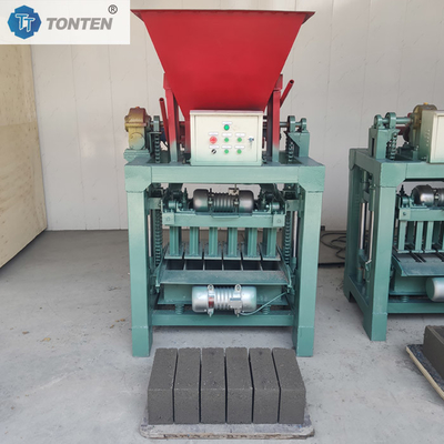Steenvormmachine voor de weg Beton half-automatische holle bakstenenmachine