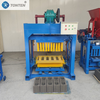 Machines voor het maken van bakstenen van klei-cement Automatische bakstenenvormmachine