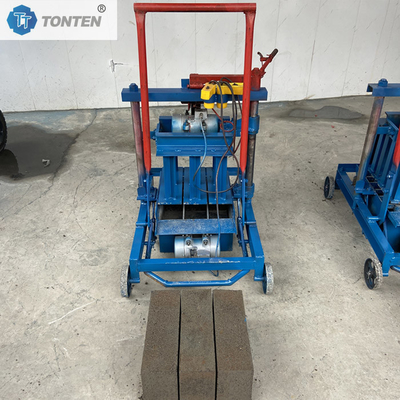 2-45 Handmatige kleine mobiele bakstenenmachine Beton gietmachine