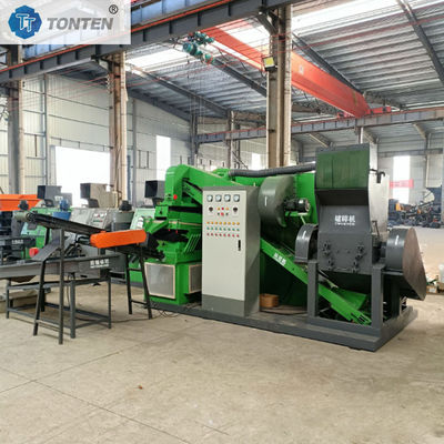 Splijtmachine voor het scheiden van koper en kunststof en het recyclen van koperdraad